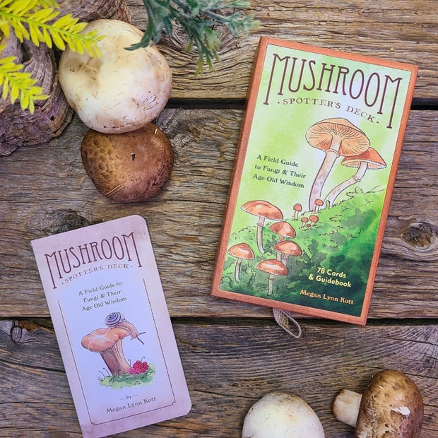 Mushroom Spotter's Deck: A Field Guide to Fungi