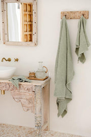 Linen and Cotton Honeycomb Waffle Bath Towel